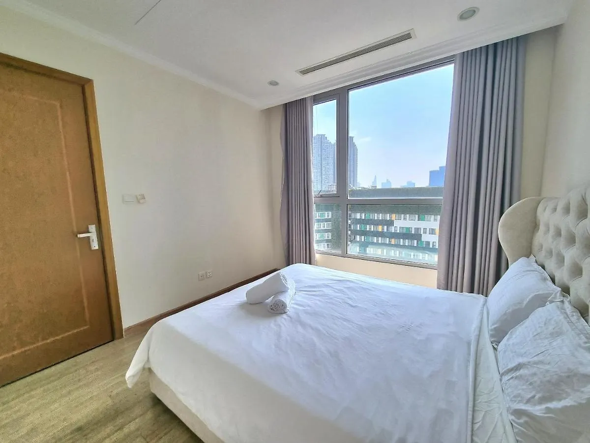 Cao House Saigon - Vinhomes Central Park Ho Chi Minh City