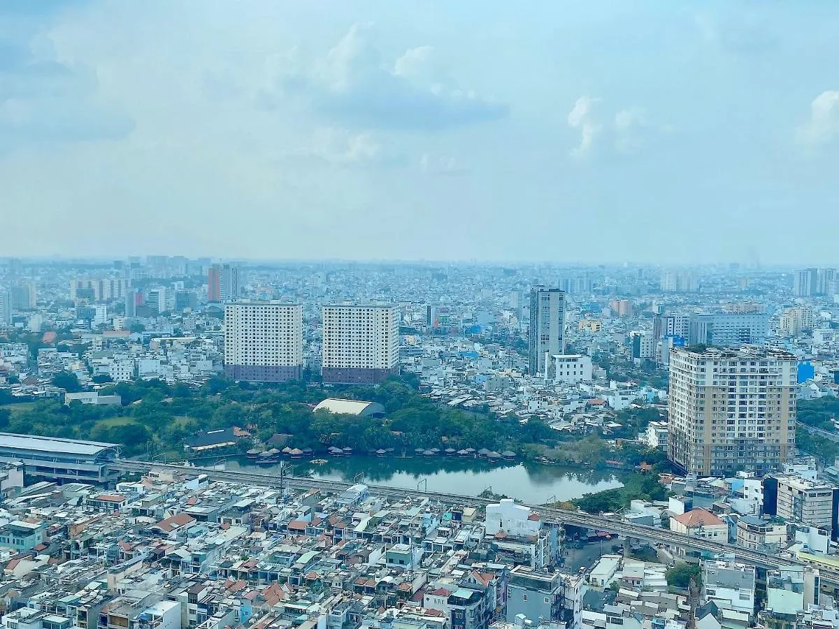 Cao House Saigon - Vinhomes Central Park Ho Chi Minh City Apartment