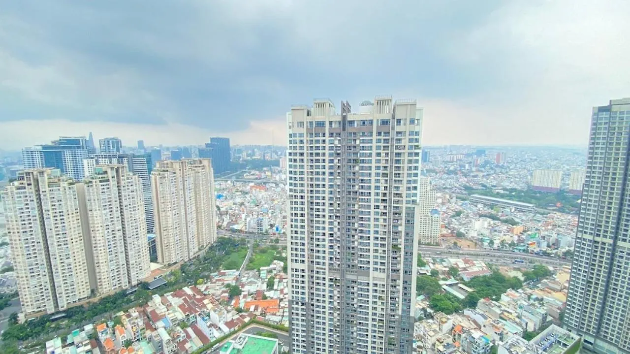 Cao House Saigon - Vinhomes Central Park Ho Chi Minh City