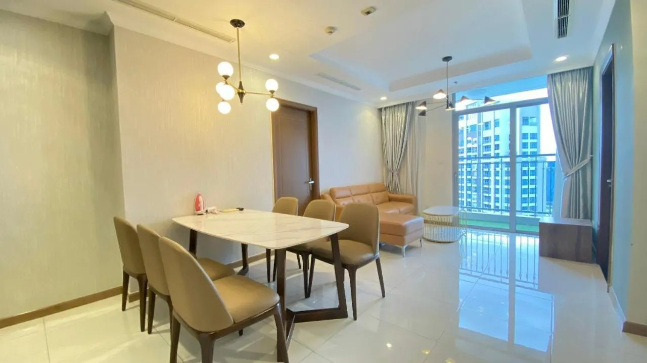 Apartment Cao House Saigon - Vinhomes Central Park Ho Chi Minh City
