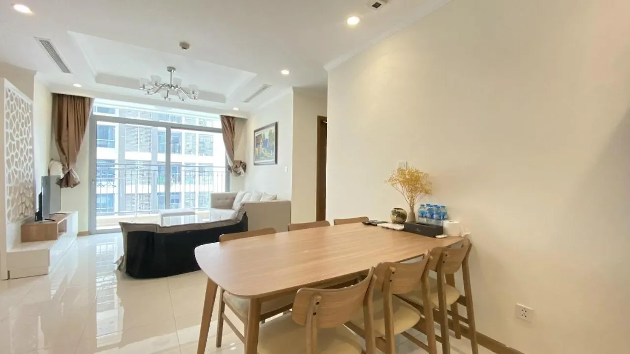 Cao House Saigon - Vinhomes Central Park Ho Chi Minh City 0*,