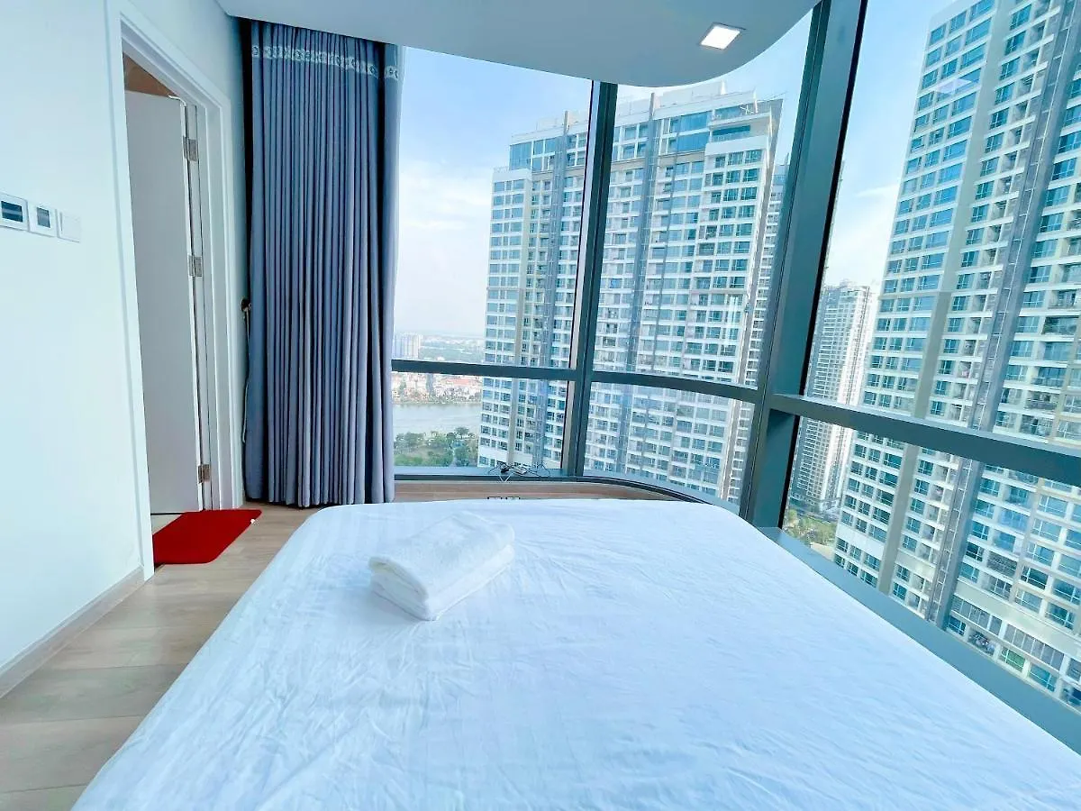 Cao House Saigon - Vinhomes Central Park Ho Chi Minh City