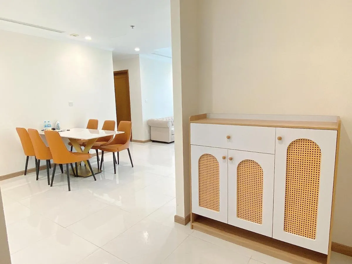 Cao House Saigon - Vinhomes Central Park Ho Či Minovo Město